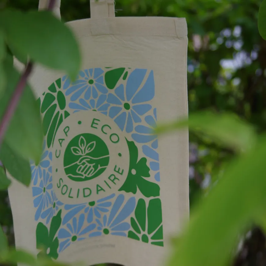 Tote bag Eco Cap solidaire pour le 4L Trophy.